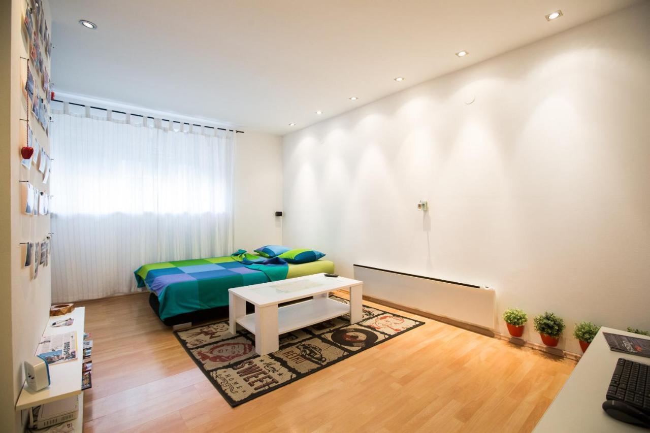 Eazzynight Center Apartment Zagreb Dış mekan fotoğraf